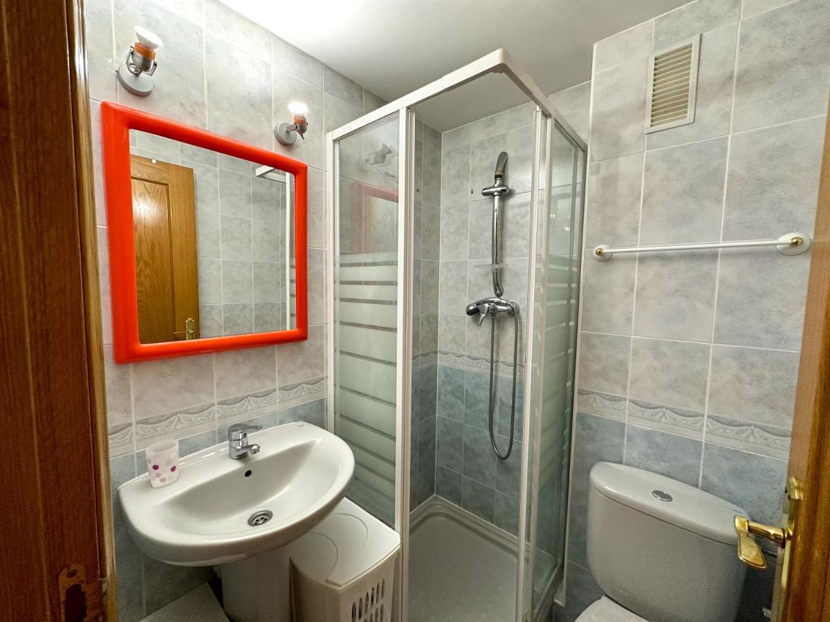 Acogedor Atico Duplex En El Centro En Biescas/4Pax Apartment Exterior foto